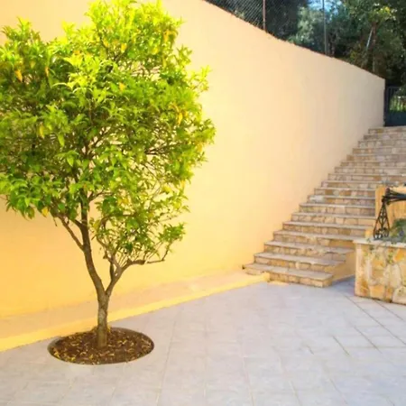 Estia Sea View * 萨米