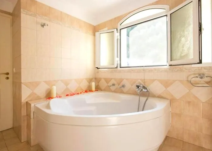 Estia Sea View 사미